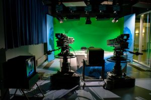 RTS en crise : 202 salariés demandent l’arrêt immédiat de la fusion radio-TV